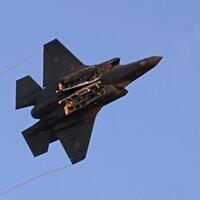jet-tempur-siluman-f-35-israel-rusak-usai-tertabrak-bangau