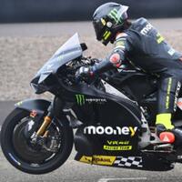 marco-bezzecchi-menangi-motogp-prancis-bagnaia-dan-vinales-ribut