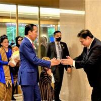 airlangga-dampingi-jokowi-hadiri-pertemuan-bilateral-ktt-g7-di-jepang