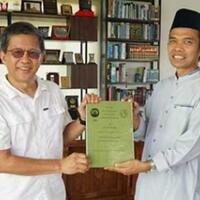 rocky-gerung-kunjungi-kediaman-uas-publik-semakin-dekat-dengan-hidayah-islam
