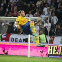 ibrahimovic-pensiun-dan-nyatakan-diri-milanisti-seumur-hidup-legenda-hebat-ac-milan