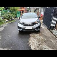 honda-jazz-rs-2017-metic-facelift-warna-silver-tangan-1