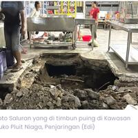 ternyata-saluran-yang-diserobot-pemilik-ruko-pluit-niaga-ditimbun-puing