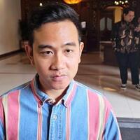 diadukan-ke-gibran-kanopi--garasi--di-bahu-jalan-bibis-akhirnya-dibongkar