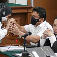susi-art-ferdy-sambo-mengaku-kangen-dengan-senyuman-dua-majikannya-wajarkah-gansist