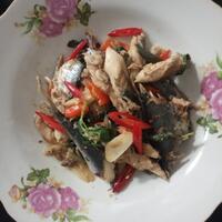 tumis-pindang-daun-kemangi-menu-sederhana-di-tanggal-tua