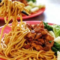 setelah-muncul-mi-ayam-goreng-kini-ada-sate-goreng-ini-penampakannya