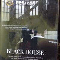 review-novel-black-house-karya-patrick-kellan
