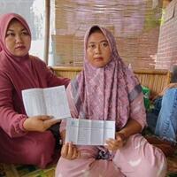 orang-tua-murid-di-pangandarn-tagih-tabungannya-cair-kepala-sekolah-malah-pergi-haji