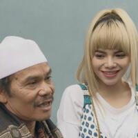 sering-tampil-seksi-dinar-candy-minta-ayahnya-ikhlas-dan-menerima-bisakah