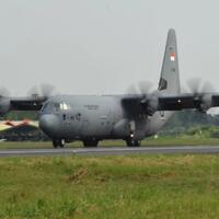 mendarat-dengan-selamat-c-130j-super-hercules-yang-kedua-tiba-di-indonesia