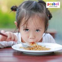7-tips-cara-ampuh-agar-anak-bisa-makan-sendiri-yang-bisa-dilakukan-orang-tua