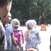 si-kembar-rihana-rihani-jual-mobil-rental-demi-bayar-utang-ke-korban