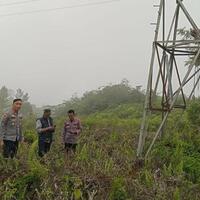 seorang-pria-tersengat-listrik-usai-panjat-sutet-hindari-buat-konten-sambil-mabuk