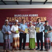 sukseskan-program-masuk-napi-keluar-jadi-guru-ngaji-lapas-bondowoso-bagikan-buku