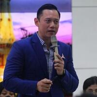 di-ugm-ahy-bicara-soal-pemimpin-berkapasitas-kalah-oleh--isi-tas
