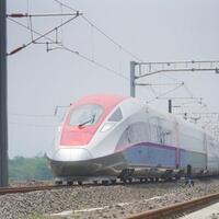 kereta-cepat-jakarta-bandung-bakal-dilanjutkan-ke-surabaya