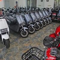 jokowi-evaluasi-insentif-motor-listrik-semua-orang-bisa-dapat-subsidi-rp-7-juta