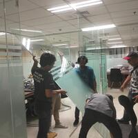 jasa-bongkar-pasang-partisi-kaca-terpercaya