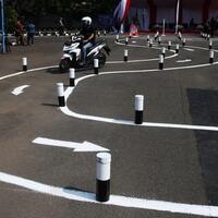alasan-polri-ubah-uji-materi-praktik-sim-manuver-angka-8-jadi-huruf-s