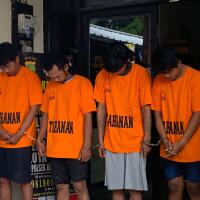istri-terlilit-utang-kepala-toko-alfamart-di-bekasi-nekat-rampok-tokonya-sendiri