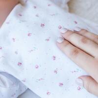 pesan--mama-sayang-kamu--di-balik-bayi-ditelantarkan-di-halte-bus-pangkep