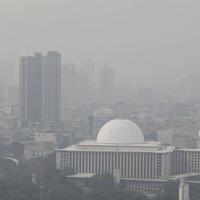 klhk-soal-cara-cepat-kurangi-polusi-udara-minta-doa-turun-hujan