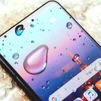 produsen-ini-ngotot-buat-hp-yang--tidak-tahan-air--hasilnya-malah-begini-gan