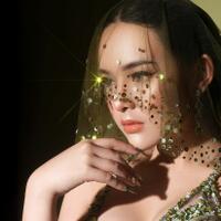 5-potret-cantik-amanda-manopo-dengan-dress-hijau-ketat-body-goals-nya-tuai-pujian