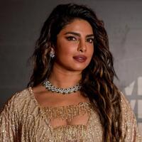 5-aktris-cantik-india-yang-sukses-menembus-hollywood-siapa-favoritmu