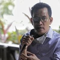 jubir-luhut-komentari-refly-harun-dilempar-botol-kebebasan-ekspresi
