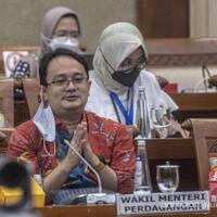 indonesia-to-ban-goods-transactions-on-social-media