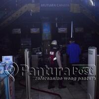 pusat-grosir-mc-lama-slawi-terbakar-diduga-arus-pendek-listrik