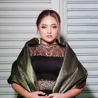 pakai-baju-menerawang-marshanda-dihujat-netizen-di-mana-salahnya