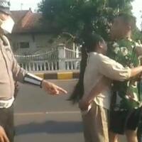 ditegur-tak-pakai-helm-oknum-tni-di-sikka-tantang-polisi-videonya-viral