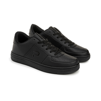 simpel-tapi-kece-8-rekomendasi-sepatu-full-black-brand-lokal