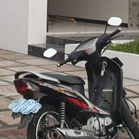 kejadian-aneh-dengan-stang-motor-baru-yang-oblak-merk-motornya-itu-itu-lagi