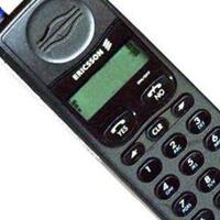 nostalgia-handphone-pertama