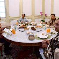presiden-jokowi-undang-3-capres-makan-siang-di-istana-merdeka-warganet-netralitas