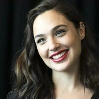deretan-artis-indonesia-yang-like-postingan-gal-gadot-benarkah-pro-israel