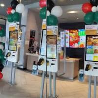 sepi-pelanggan-mcdonald-s-indonesia-buat-dekorasi-free-palestine