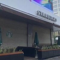 gerai-mcd-dan-starbucks-di-sarinah-tutup-saat-aksi-bela-palestina-di-monas