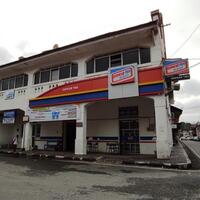 ditolak-19-daerah-di-sumbar-alfamart-dan-indomaret-menyusup-masuk-pakai-nama-lain