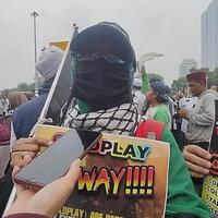 suara-bu-umi-singgung-lgbt-dan-serukan-tolak-konser-coldplay