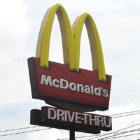 detik-detik-mahasiswa-geruduk-restoran-cepat-saji-di-jaktim-minta-ditutup-paksa