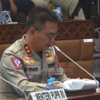 166-ribu-polisi-siaga-amankan-natal-dan-tahun-baru