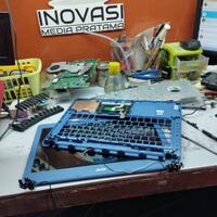 jasa-service-laptop-dan-komputer-surabaya-spesialis-engsel