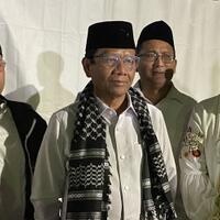 mahfud-indonesia-hanya-bisa-maju-saat-bersatu-dengan-keislaman