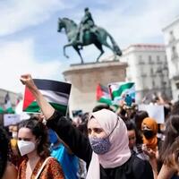 berdiri-bersama-palestina-kalian-tak-sendirian-berikan-bantuanmu-cara-apapun
