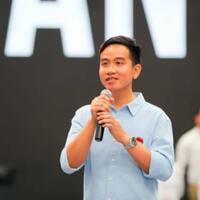 yang-lebih-muda-lebih-berani-hadapi-tantangan-yuni-astuti-gibran-paling-siap-debat
